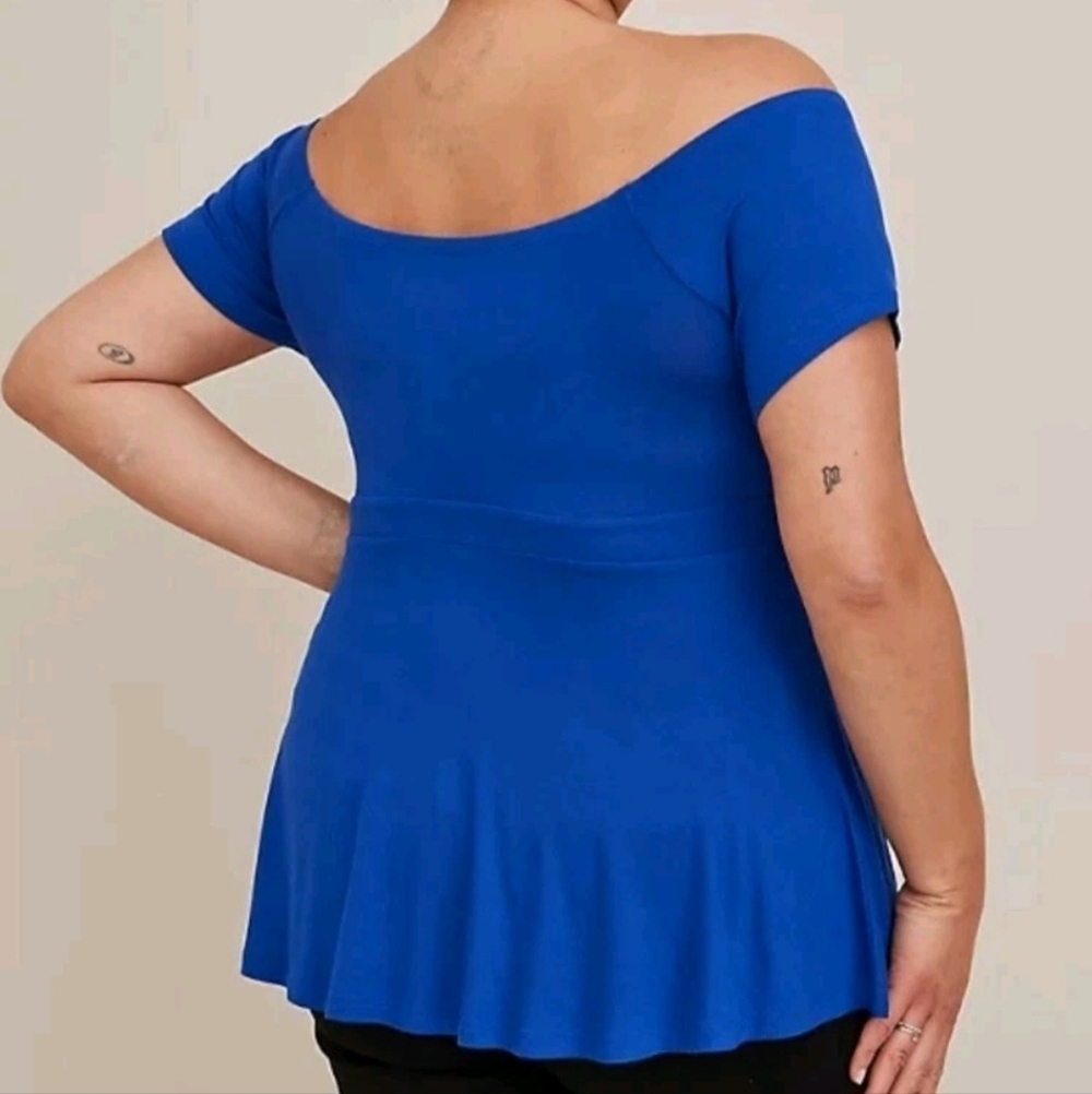 NWT Torrid Size 0 Tie-Front Off-Shoulder Top - Picture 5 of 7